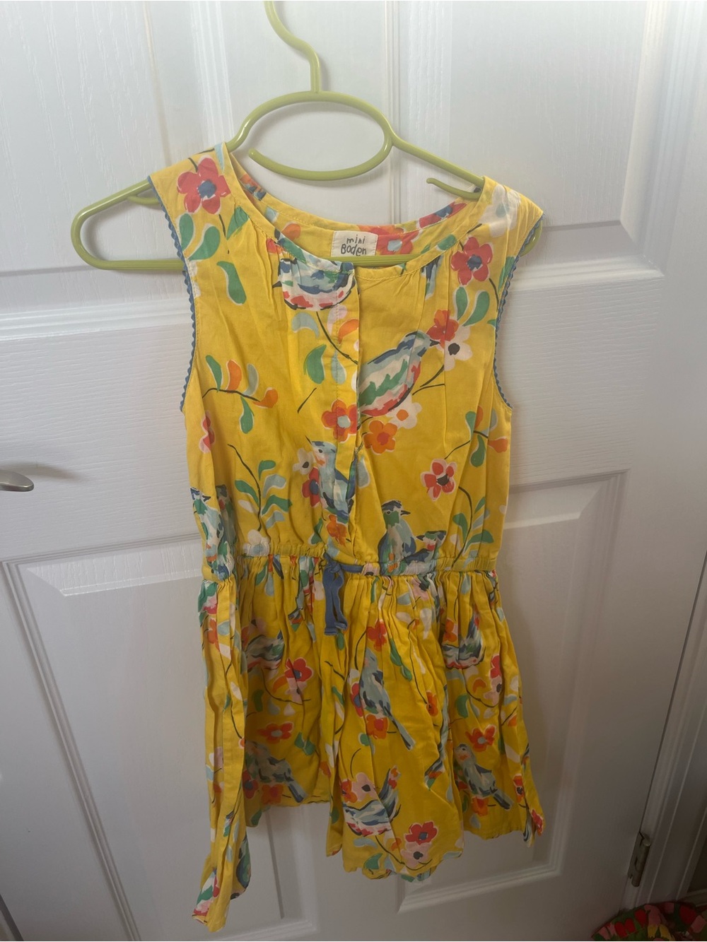 Mini Boden Yellow Bird Floral  100% Cotton Sundress Size 6-7Y